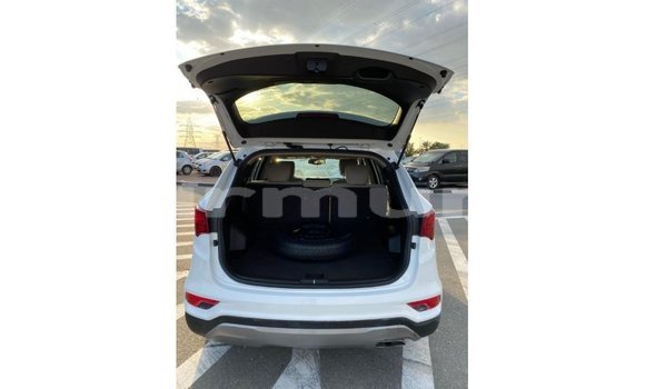 Buy Import Hyundai Santa Fe White Car in Import - Dubai in Region of Bouenza Buy Import Hyundai Santa Fe White Car in Import - Dubai in Region of Bouenza