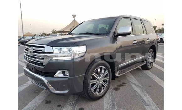 Buy Import Toyota Land Cruiser Other Car in Import - Dubai in Region of Bouenza Buy Import Toyota Land Cruiser Other Car in Import - Dubai in Region of Bouenza