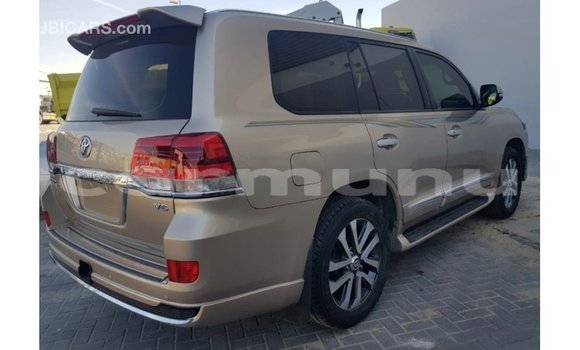 Buy Import Toyota Land Cruiser Other Car in Import - Dubai in Region of Bouenza Buy Import Toyota Land Cruiser Other Car in Import - Dubai in Region of Bouenza