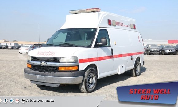 Acheter Import Voiture Chevrolet Express Blanc à Import - Dubai, Région de la Bouenza