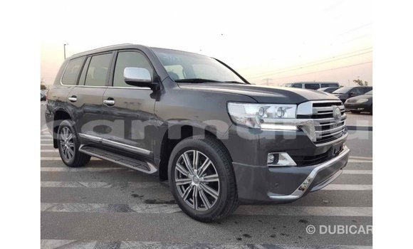 Buy Import Toyota Land Cruiser Other Car in Import - Dubai in Region of Bouenza Buy Import Toyota Land Cruiser Other Car in Import - Dubai in Region of Bouenza