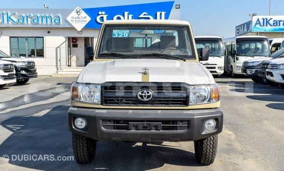 Acheter Import Voiture Toyota Land Cruiser Beige à Import - Dubai, Région de la Bouenza Acheter Import Voiture Toyota Land Cruiser Beige à Import - Dubai, Région de la Bouenza