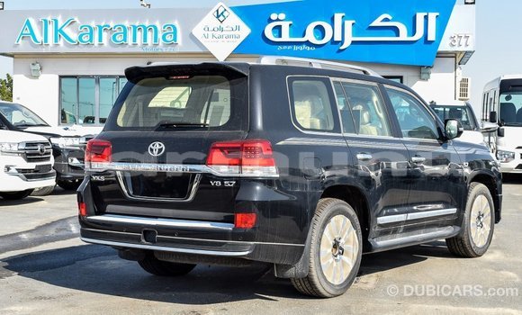 Acheter Import Voiture Toyota Land Cruiser Noir à Import - Dubai, Région de la Bouenza Acheter Import Voiture Toyota Land Cruiser Noir à Import - Dubai, Région de la Bouenza