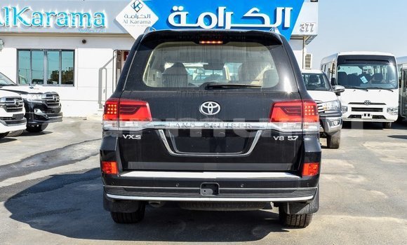 Acheter Import Voiture Toyota Land Cruiser Noir à Import - Dubai, Région de la Bouenza Acheter Import Voiture Toyota Land Cruiser Noir à Import - Dubai, Région de la Bouenza