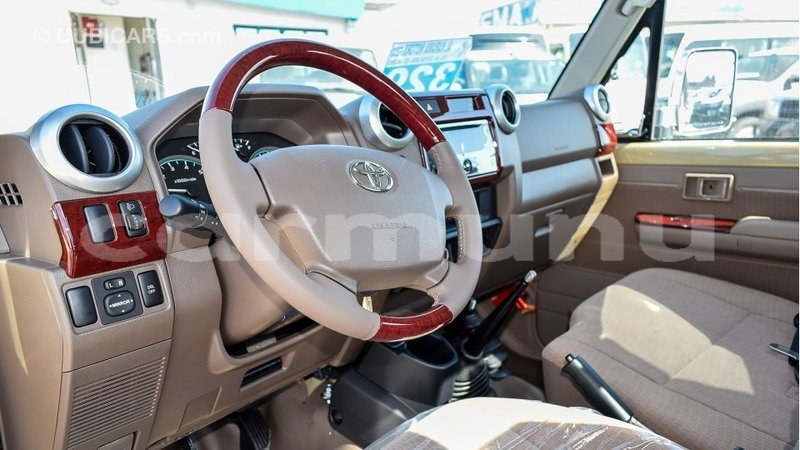 Big with watermark toyota land cruiser r%c3%a9gion de la bouenza import dubai 2402