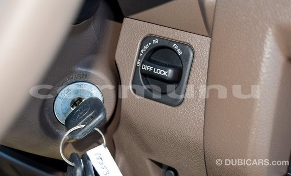Acheter Import Voiture Toyota Land Cruiser Beige à Import - Dubai, Région de la Bouenza Acheter Import Voiture Toyota Land Cruiser Beige à Import - Dubai, Région de la Bouenza