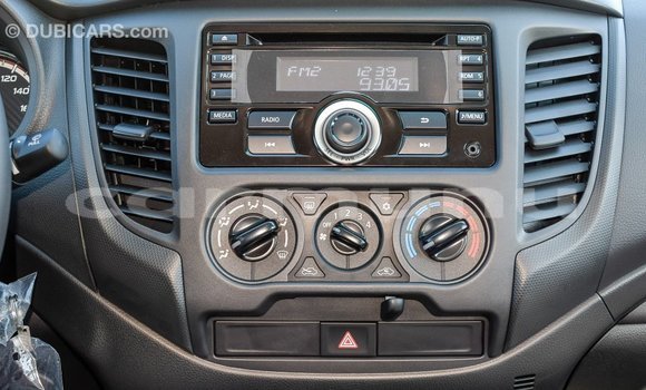 Acheter Import Voiture Mitsubishi L200 Blanc à Import - Dubai, Région de la Bouenza Acheter Import Voiture Mitsubishi L200 Blanc à Import - Dubai, Région de la Bouenza