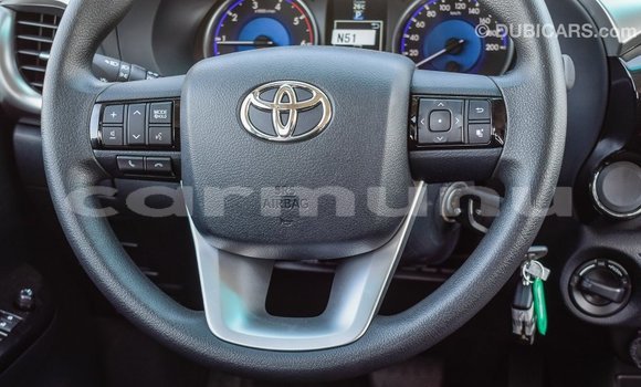 Acheter Import Voiture Toyota Hilux Noir à Import - Dubai, Région de la Bouenza Acheter Import Voiture Toyota Hilux Noir à Import - Dubai, Région de la Bouenza