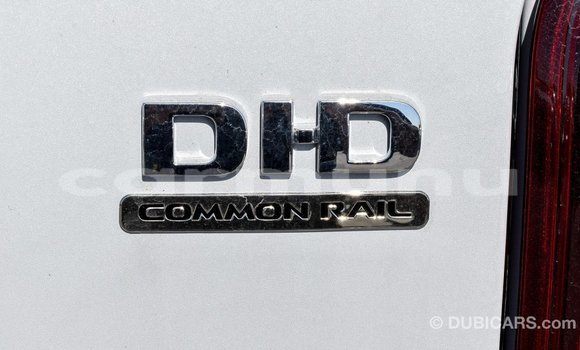 Acheter Import Voiture Mitsubishi L200 Blanc à Import - Dubai, Région de la Bouenza Acheter Import Voiture Mitsubishi L200 Blanc à Import - Dubai, Région de la Bouenza