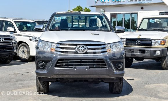Acheter Import Voiture Toyota Hilux Autre à Import - Dubai, Région de la Bouenza Acheter Import Voiture Toyota Hilux Autre à Import - Dubai, Région de la Bouenza
