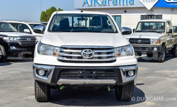 Acheter Import Voiture Toyota Hilux Blanc à Import - Dubai, Région de la Bouenza Acheter Import Voiture Toyota Hilux Blanc à Import - Dubai, Région de la Bouenza