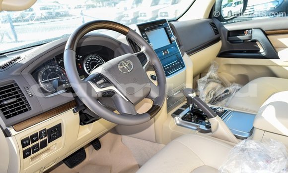 Acheter Import Voiture Toyota Land Cruiser Noir à Import - Dubai, Région de la Bouenza Acheter Import Voiture Toyota Land Cruiser Noir à Import - Dubai, Région de la Bouenza