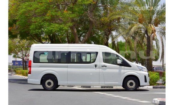 Buy Import Toyota Hiace White Car in Import - Dubai in Region of Bouenza Buy Import Toyota Hiace White Car in Import - Dubai in Region of Bouenza