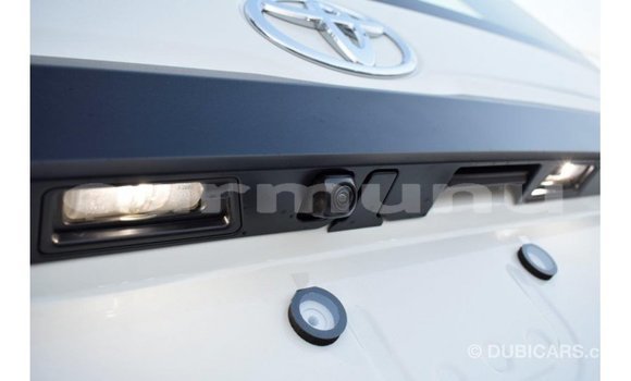 Buy Import Toyota Hiace White Car in Import - Dubai in Region of Bouenza Buy Import Toyota Hiace White Car in Import - Dubai in Region of Bouenza