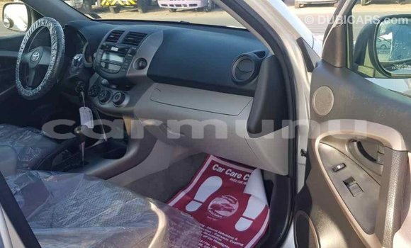 Buy Import Toyota RAV4 Other Car in Import - Dubai in Region of Bouenza Buy Import Toyota RAV4 Other Car in Import - Dubai in Region of Bouenza