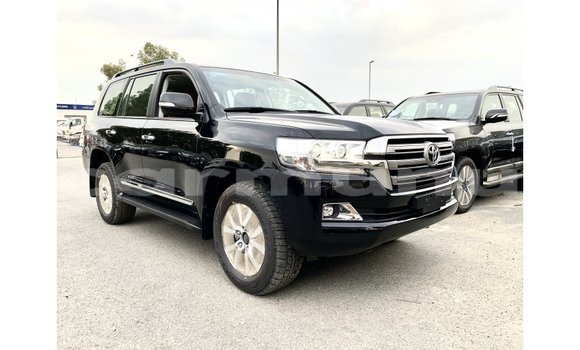 Acheter Import Voiture Toyota Land Cruiser Noir à Import - Dubai, Région de la Bouenza Acheter Import Voiture Toyota Land Cruiser Noir à Import - Dubai, Région de la Bouenza