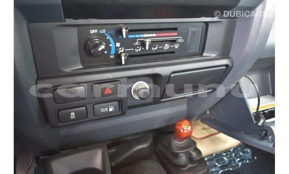 Buy Import Toyota Land Cruiser Red Car in Import - Dubai in Region of Bouenza Buy Import Toyota Land Cruiser Red Car in Import - Dubai in Region of Bouenza