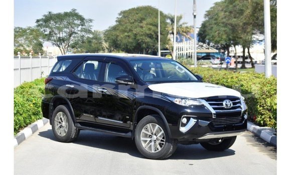 Buy Import Toyota Fortuner Black Car in Import - Dubai in Region of Bouenza Buy Import Toyota Fortuner Black Car in Import - Dubai in Region of Bouenza