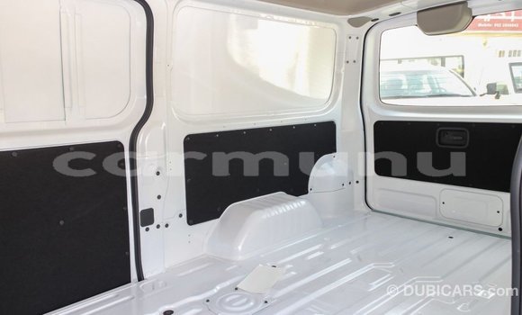 Acheter Import Voiture Nissan Urvan Blanc à Import - Dubai, Région de la Bouenza Acheter Import Voiture Nissan Urvan Blanc à Import - Dubai, Région de la Bouenza