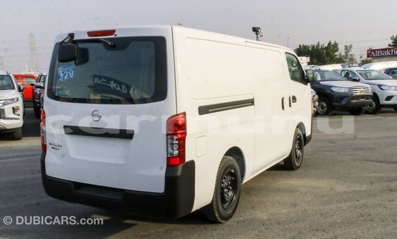 Acheter Import Voiture Nissan Urvan Blanc à Import - Dubai, Région de la Bouenza Acheter Import Voiture Nissan Urvan Blanc à Import - Dubai, Région de la Bouenza
