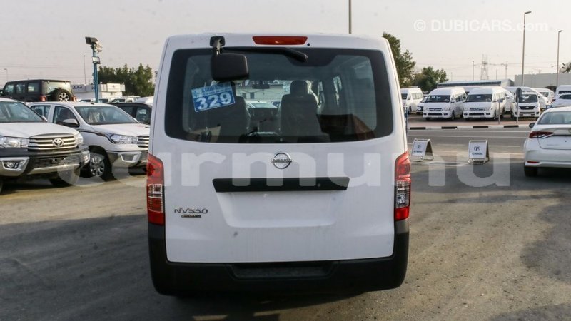 Big with watermark nissan urvan r%c3%a9gion de la bouenza import dubai 2455