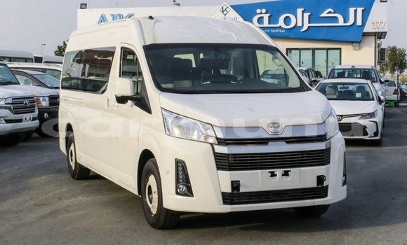 Acheter Import Voiture Toyota Hiace Blanc à Import - Dubai, Région de la Bouenza Acheter Import Voiture Toyota Hiace Blanc à Import - Dubai, Région de la Bouenza