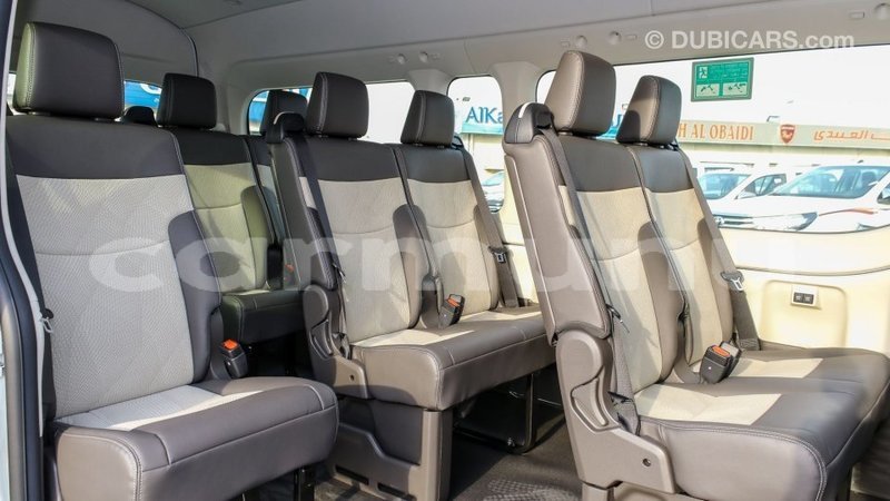 Big with watermark toyota hiace r%c3%a9gion de la bouenza import dubai 2456