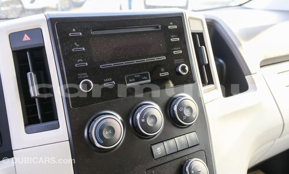 Acheter Import Voiture Toyota Hiace Blanc à Import - Dubai, Région de la Bouenza Acheter Import Voiture Toyota Hiace Blanc à Import - Dubai, Région de la Bouenza