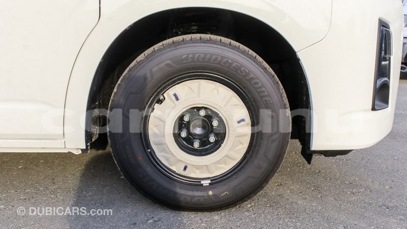 Big with watermark toyota hiace r%c3%a9gion de la bouenza import dubai 2456