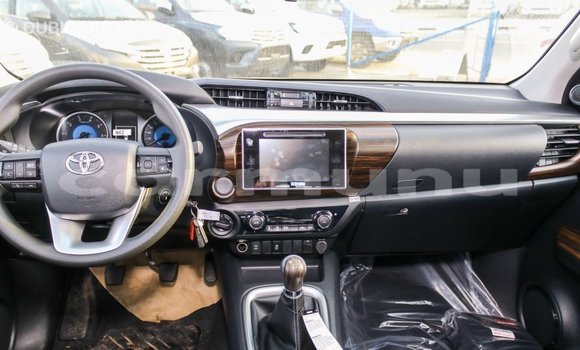 Acheter Import Voiture Toyota Hilux Autre à Import - Dubai, Région de la Bouenza Acheter Import Voiture Toyota Hilux Autre à Import - Dubai, Région de la Bouenza