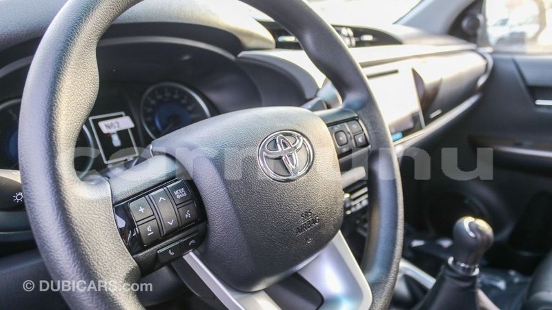 Big with watermark toyota hilux r%c3%a9gion de la bouenza import dubai 2458