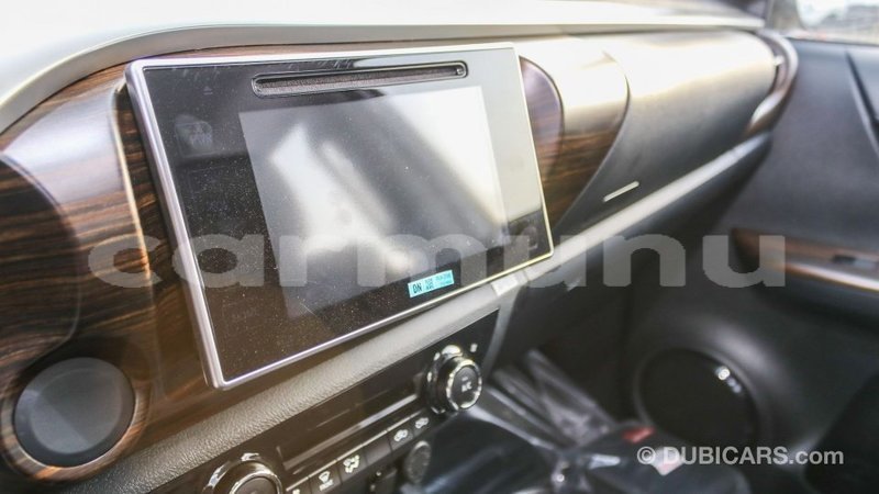 Big with watermark toyota hilux r%c3%a9gion de la bouenza import dubai 2458