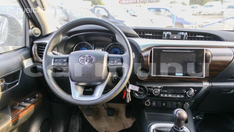 Big with watermark toyota hilux r%c3%a9gion de la bouenza import dubai 2458