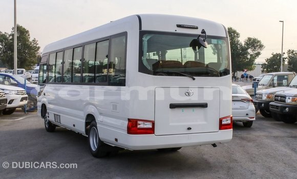 Acheter Import Voiture Toyota Coaster Blanc à Import - Dubai, Région de la Bouenza Acheter Import Voiture Toyota Coaster Blanc à Import - Dubai, Région de la Bouenza