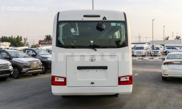 Acheter Import Voiture Toyota Coaster Blanc à Import - Dubai, Région de la Bouenza Acheter Import Voiture Toyota Coaster Blanc à Import - Dubai, Région de la Bouenza