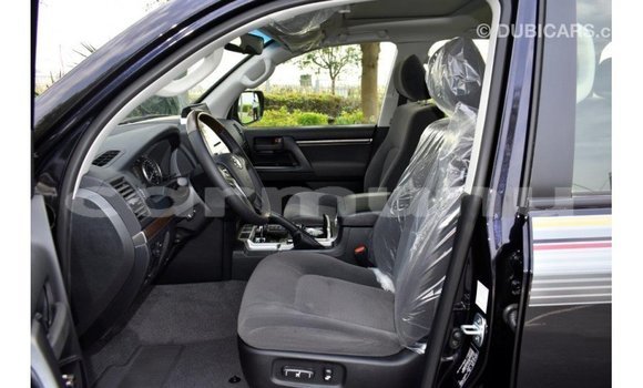 Buy Import Toyota Land Cruiser Black Car in Import - Dubai in Region of Bouenza Buy Import Toyota Land Cruiser Black Car in Import - Dubai in Region of Bouenza