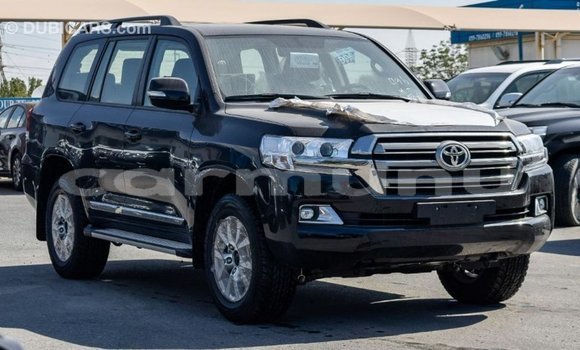 Acheter Import Voiture Toyota Land Cruiser Noir à Import - Dubai, Région de la Bouenza Acheter Import Voiture Toyota Land Cruiser Noir à Import - Dubai, Région de la Bouenza