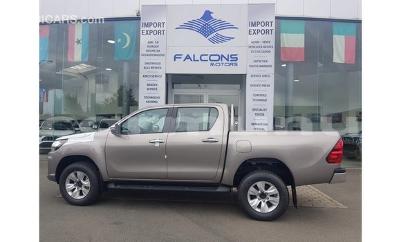 Buy Import Toyota Hilux Other Car in Import - Dubai in Region of Bouenza Buy Import Toyota Hilux Other Car in Import - Dubai in Region of Bouenza