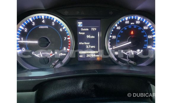 Buy Import Toyota Highlander White Car in Import - Dubai in Region of Bouenza Buy Import Toyota Highlander White Car in Import - Dubai in Region of Bouenza