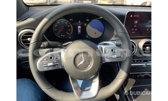 Acheter Import Voiture Mercedes-Benz GLC Noir à Import - Dubai, Région de la Bouenza Acheter Import Voiture Mercedes-Benz GLC Noir à Import - Dubai, Région de la Bouenza