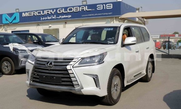 Acheter Import Voiture Lexus LX Blanc à Import - Dubai, Région de la Bouenza Acheter Import Voiture Lexus LX Blanc à Import - Dubai, Région de la Bouenza