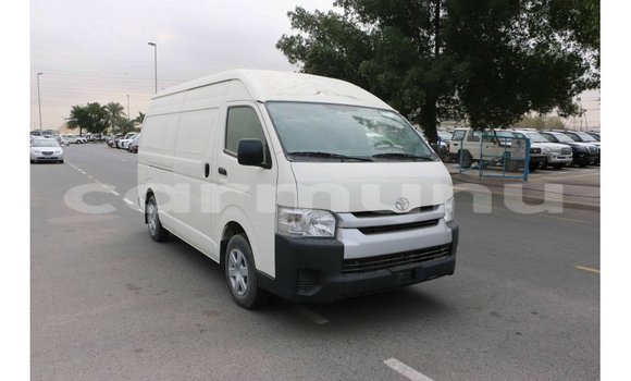 Buy Import Toyota Hiace White Car in Import - Dubai in Region of Bouenza Buy Import Toyota Hiace White Car in Import - Dubai in Region of Bouenza