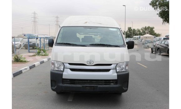 Buy Import Toyota Hiace White Car in Import - Dubai in Region of Bouenza Buy Import Toyota Hiace White Car in Import - Dubai in Region of Bouenza