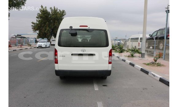 Buy Import Toyota Hiace White Car in Import - Dubai in Region of Bouenza Buy Import Toyota Hiace White Car in Import - Dubai in Region of Bouenza