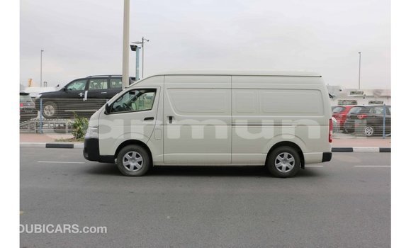 Buy Import Toyota Hiace White Car in Import - Dubai in Region of Bouenza Buy Import Toyota Hiace White Car in Import - Dubai in Region of Bouenza