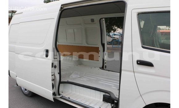 Buy Import Toyota Hiace White Car in Import - Dubai in Region of Bouenza Buy Import Toyota Hiace White Car in Import - Dubai in Region of Bouenza