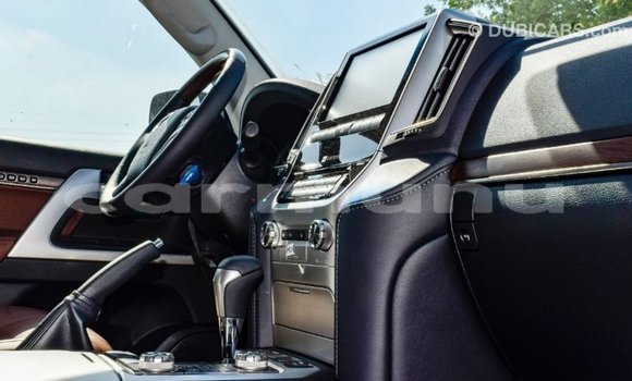 Acheter Import Voiture Toyota Land Cruiser Noir à Import - Dubai, Région de la Bouenza Acheter Import Voiture Toyota Land Cruiser Noir à Import - Dubai, Région de la Bouenza