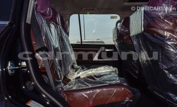 Acheter Import Voiture Toyota Land Cruiser Noir à Import - Dubai, Région de la Bouenza Acheter Import Voiture Toyota Land Cruiser Noir à Import - Dubai, Région de la Bouenza