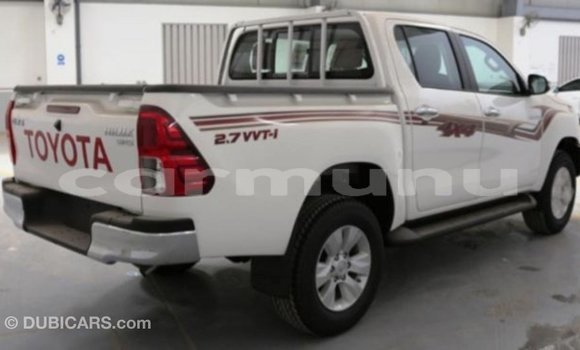 Acheter Import Voiture Toyota Hilux Blanc à Import - Dubai, Région de la Bouenza Acheter Import Voiture Toyota Hilux Blanc à Import - Dubai, Région de la Bouenza