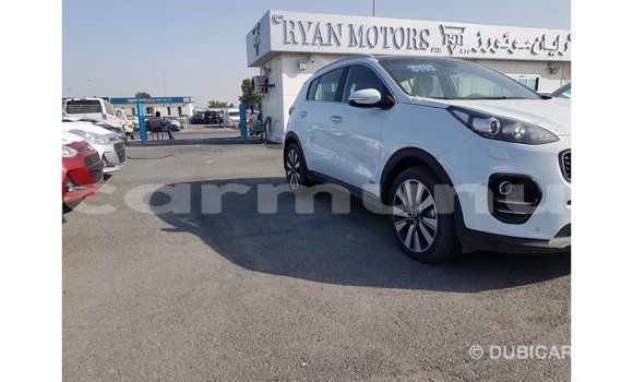 Acheter Import Voiture Kia Sportage Blanc à Import - Dubai, Région de la Bouenza Acheter Import Voiture Kia Sportage Blanc à Import - Dubai, Région de la Bouenza